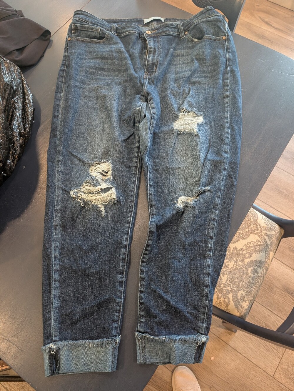 Kancan Distressed Jeans
